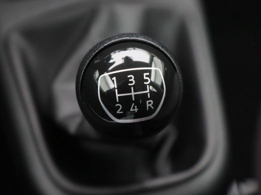 Volkswagen up! 1.0 65 Pk | Elektrische Ramen | Airco | DAB | 50.336 Km !! ActivLease financial lease