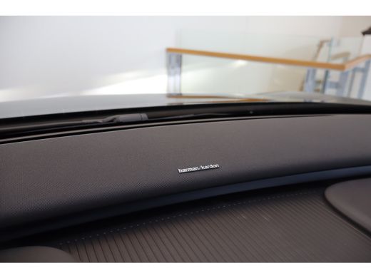 Volvo  EX30 272PK Extended Range Plus Europa 69 kWh | Privacy glas | 20'' | Pano-dak | Power seats | Climate ... ActivLease financial lease