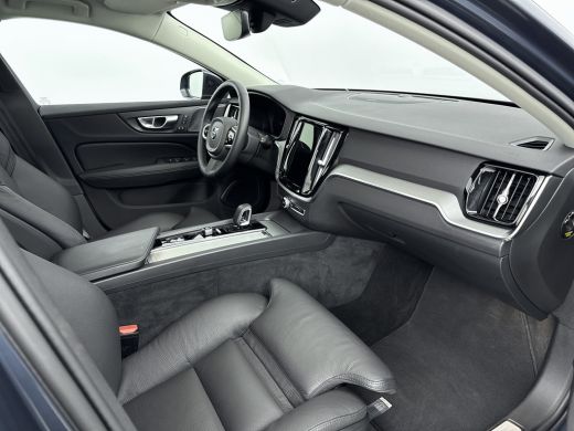 Volvo  V60 B3 Plus Bright | 18" Allseason | 360 Camera | Trekhaak | Full LED | Elektr. verst. Stoelen | Harm... ActivLease financial lease