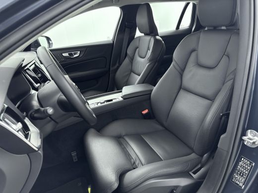 Volvo  V60 B3 Plus Bright | 18" Allseason | 360 Camera | Trekhaak | Full LED | Elektr. verst. Stoelen | Harm... ActivLease financial lease