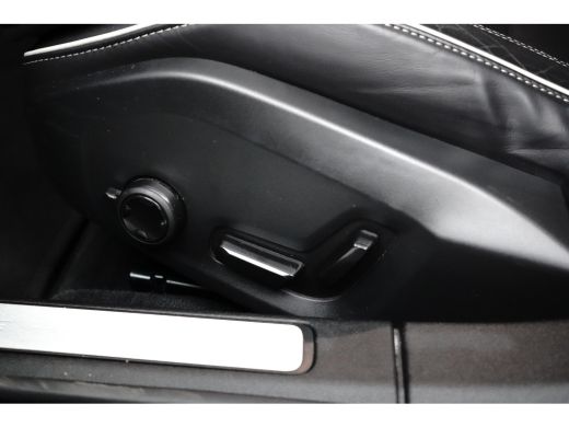 Volvo  V60 T8 Recharge AWD Plus Dark | Long Range | Nappa Sportstoel | Camera | Elek Stoel | Keyless | Stoel... ActivLease financial lease
