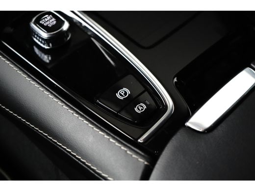Volvo  V60 T8 Recharge AWD Plus Dark | Long Range | Nappa Sportstoel | Camera | Elek Stoel | Keyless | Stoel... ActivLease financial lease
