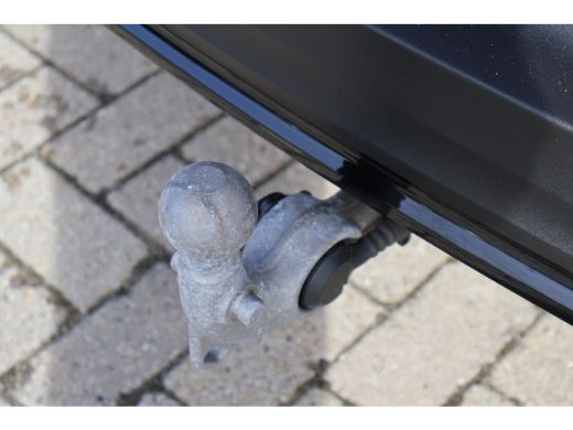 Volvo  XC40 2.0 B4 Plus Dark | Harman Kardon | BLIS | Trekhaak | ActivLease financial lease