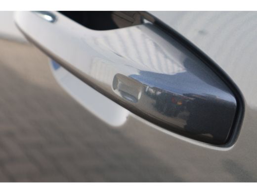 Volvo  XC40 2.0 B4 Plus Dark | Harman Kardon | BLIS | Trekhaak | ActivLease financial lease