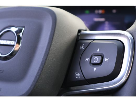 Volvo  XC40 2.0 B4 Plus Dark | Harman Kardon | BLIS | Trekhaak | ActivLease financial lease