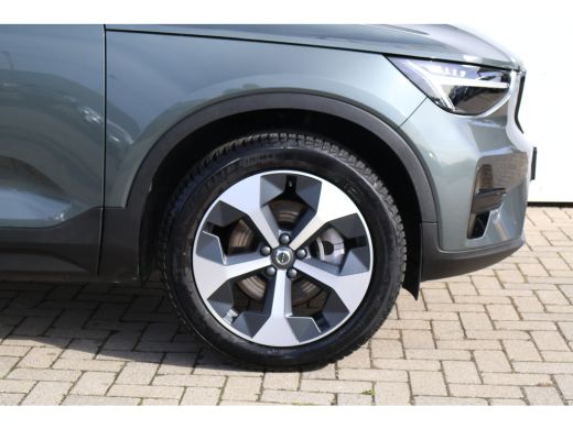 Volvo  XC40 2.0 B4 Plus Dark | Harman Kardon | BLIS | Trekhaak | ActivLease financial lease
