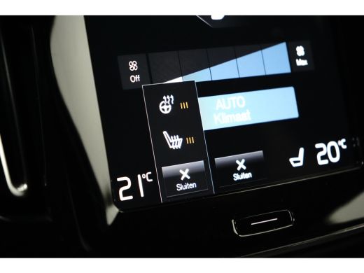 Volvo  XC40 T4 Recharge Plus Dark | Harman/Kardon | Elek. Stoel | All Seasons | Keyless | Stoel- & Stuurverwa... ActivLease financial lease