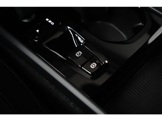 Volvo  XC40 T4 Recharge Plus Dark | Harman/Kardon | Elek. Stoel | All Seasons | Keyless | Stoel- & Stuurverwa... ActivLease financial lease