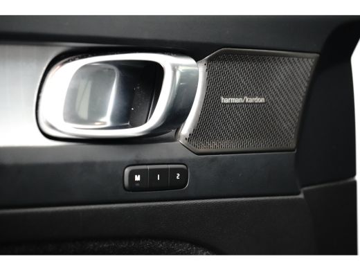 Volvo  XC40 T4 Recharge Plus Dark | Harman/Kardon | Elek Stoel | Camera | Keyless | Stoel- & Stuurverwarming ... ActivLease financial lease