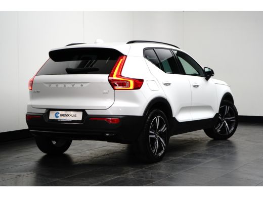 Volvo  XC40 T4 Recharge Plus Dark | Harman/Kardon | Elek Stoel | Camera | Keyless | Stoel- & Stuurverwarming ... ActivLease financial lease