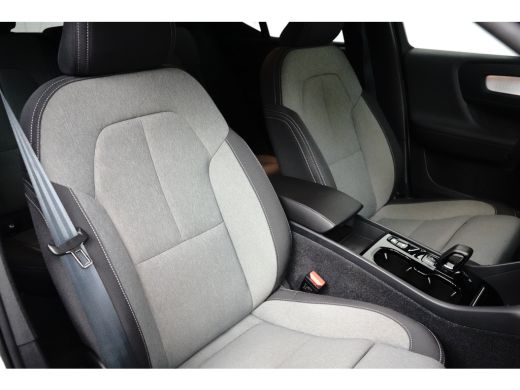 Volvo  XC40 T4 Recharge Plus Dark | Harman/Kardon | Elek Stoel | Camera | Keyless | Stoel- & Stuurverwarming ... ActivLease financial lease