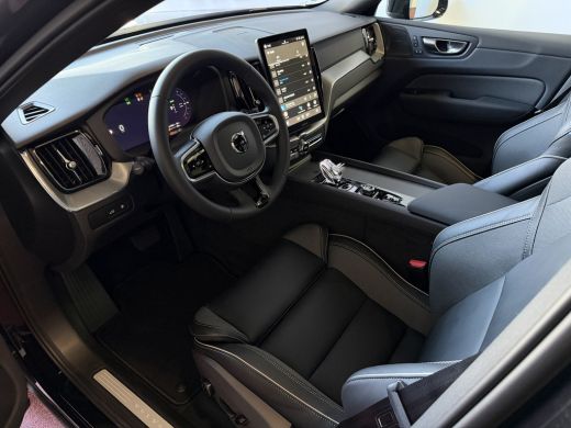 Volvo  XC60 2.0 T6 AWD PLUS BLACK EDITION NIEUWSTE MODEL SCHUIFDAK HARMAN KARDON LEER PHEV Plug in Hybrid ✅ T... ActivLease financial lease