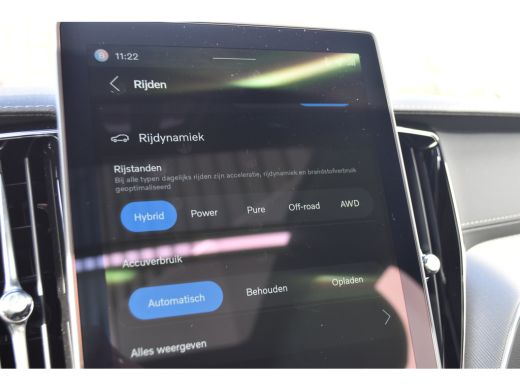 Volvo  XC60 2.0 T6 Plug-in hybrid AWD Ultra Black Edition | Nieuw Model! | B&W | Luchtvering | Panoramadak | ActivLease financial lease