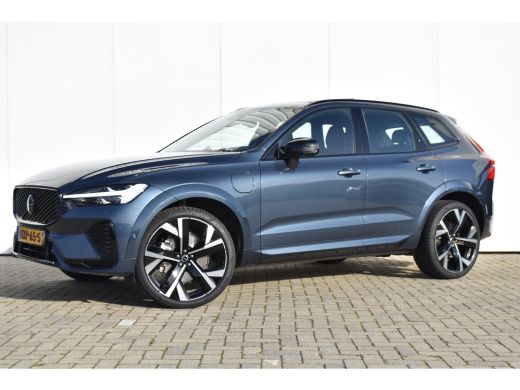 Volvo  XC60 2.0 T6 Plug-in hybrid AWD Ultra Black Edition | Nieuw Model! | B&W | Luchtvering | Panoramadak | ActivLease financial lease