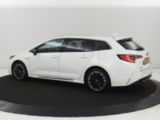 Toyota Corolla 2.0 Hybrid GR-Sport | Stoelverwarming | Adaptive cruise | Sportstoelen | Carplay | Camera | Park ...