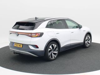 Volkswagen ID.4 First 77 kWh 204 Pk Automaat | Stoelverwarming | Trekhaak | Camera | Adaptive Cruise | Climatroni...