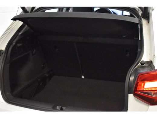 Audi Q2 30 TFSI 110PK PRO-LINE.CRUISE NAVI/LED/CAMERA ActivLease financial lease