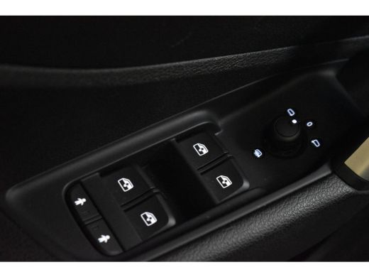 Audi Q2 30 TFSI 110PK PRO-LINE.CRUISE NAVI/LED/CAMERA ActivLease financial lease