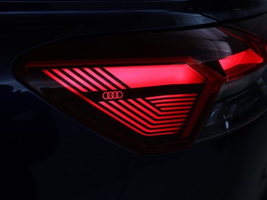 Audi Q4 e-tron 35 Launch edition Advanced 55 kWh | Warmtepomp | Stoelverwarming | Matrix LED | Carplay | Virtual... ActivLease financial lease
