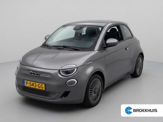 Fiat 500 Icon 42 kWh | Navigatie | Parkeersensoren | Cruise Control | Lichtmetalen velgen | Keyless | Appl...