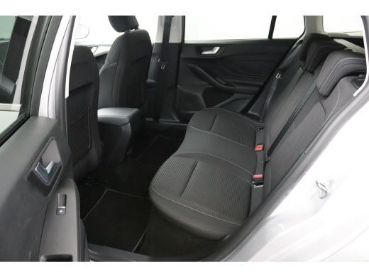 Ford Focus 1.0 EcoBoost Titanium X Automaat | Elektrische Achterklep | Camera | LED | Keyless | CarPlay/Andr... ActivLease financial lease