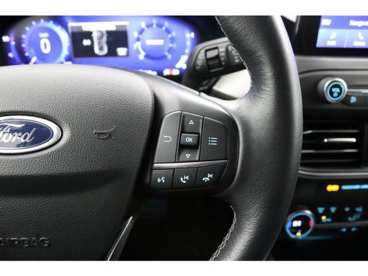 Ford Focus 1.0 EcoBoost Titanium X Automaat | Elektrische Achterklep | Camera | LED | Keyless | CarPlay/Andr... ActivLease financial lease
