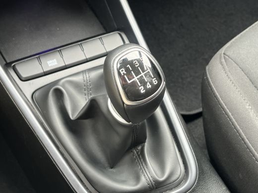 Hyundai i20 1.0 T-GDI 100pk Comfort Airco | Camera | Carplay | Bestuurdersstoel in hoogte verstelbaar | Cruis... ActivLease financial lease