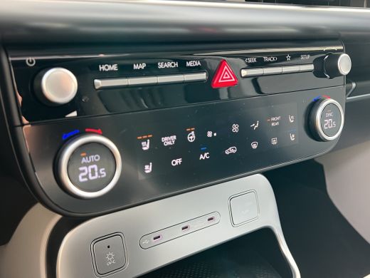 Hyundai IONIQ 9 9 Lounge AWD+ 7p. 110.3 kWh | Premium Audio | Adaptive cruise controle | Dodehoek detectie met ca... ActivLease financial lease