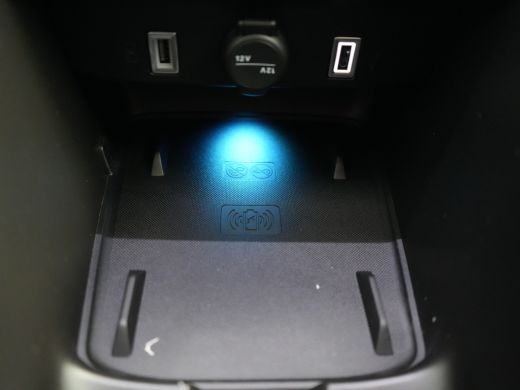 Jeep Avenger Summit 54 kWh | Achterbank in delen neerklapbaar | Achteruitrijcamera | Afdaal assistent ActivLease financial lease