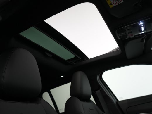 Jeep Avenger Summit 54 kWh | Achterbank in delen neerklapbaar | Achteruitrijcamera | Afdaal assistent ActivLease financial lease