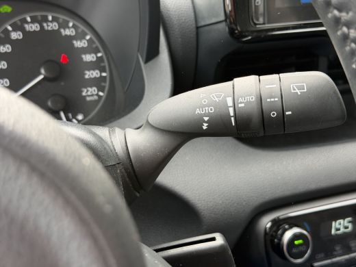 Mazda 2 Hybrid Hybrid 1.5 Centre-line | Apple Carplay/Android Auto | Achteruitrijcamera | Verwarmde voorstoelen ... ActivLease financial lease