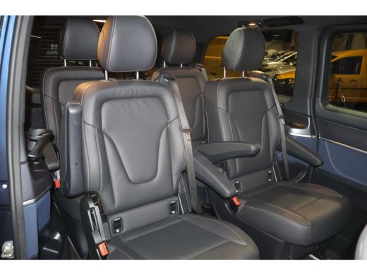 Mercedes-Benz EQV 300 Personenbus Airco Navigatie Camera Panoramadak ActivLease financial lease