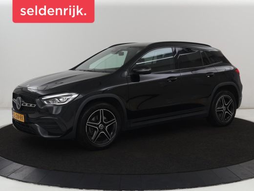 Mercedes-Benz GLA 250e AMG Night | Adaptive cruise | Stoelverwarming | Camera | Half leder | Park Assist | Leder/Al...