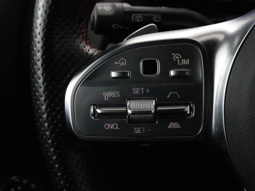 Mercedes-Benz GLA 250e AMG Night | Adaptive cruise | Stoelverwarming | Camera | Half leder | Park Assist | Leder/Al... ActivLease financial lease