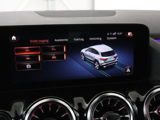 Mercedes-Benz GLA 250e AMG Night | Adaptive cruise | Stoelverwarming | Camera | Half leder | Park Assist | Leder/Al... ActivLease financial lease