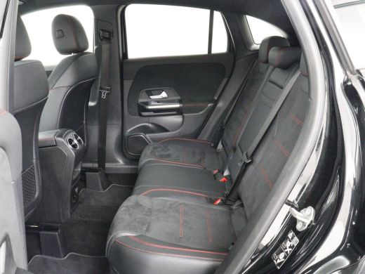 Mercedes-Benz GLA 250e AMG Night | Adaptive cruise | Stoelverwarming | Camera | Half leder | Park Assist | Leder/Al... ActivLease financial lease
