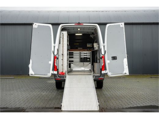 Mercedes-Benz Sprinter 311 CDI L2H2 | Volledig Ingericht | Mbux | Camera | Navi | Climatronic ActivLease financial lease
