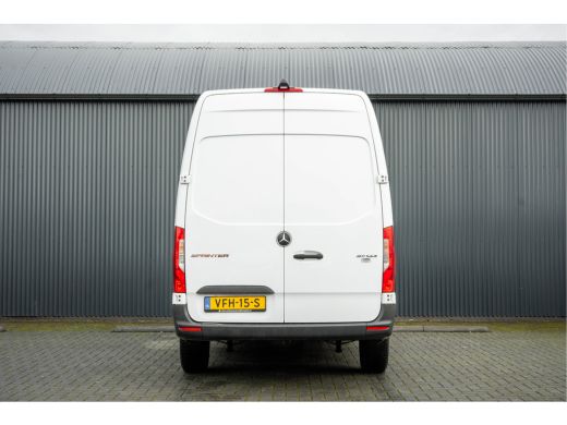 Mercedes-Benz Sprinter 311 CDI L2H2 | Volledig Ingericht | Mbux | Camera | Navi | Climatronic ActivLease financial lease