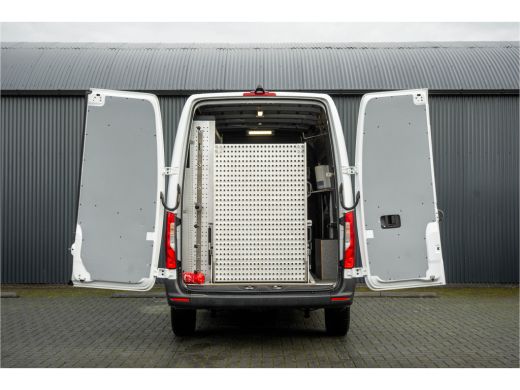 Mercedes-Benz Sprinter 311 CDI L2H2 | Volledig Ingericht | Mbux | Camera | Navi | Climatronic ActivLease financial lease