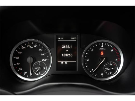 Mercedes-Benz Vito 111 CDI XL L3H1 | 5-Persoons | DC | Camera | Cruise | Airco | Trekhaak ActivLease financial lease