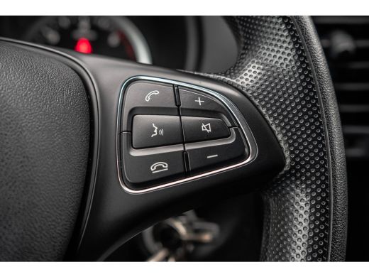 Mercedes-Benz Vito 111 CDI XL L3H1 | 5-Persoons | DC | Camera | Cruise | Airco | Trekhaak ActivLease financial lease