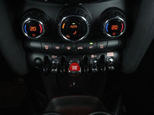 Mini Cooper 1.5 Business Edition | Harman/Kardon | Carplay | Verwarmde voorruit | Navigatie | Full LED | Half... ActivLease financial lease