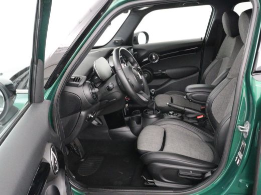 Mini Cooper 1.5 Business Edition | Harman/Kardon | Carplay | Verwarmde voorruit | Navigatie | Full LED | Half... ActivLease financial lease