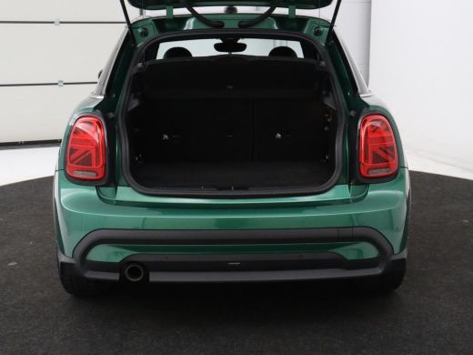 Mini Cooper 1.5 Business Edition | Harman/Kardon | Carplay | Verwarmde voorruit | Navigatie | Full LED | Half... ActivLease financial lease