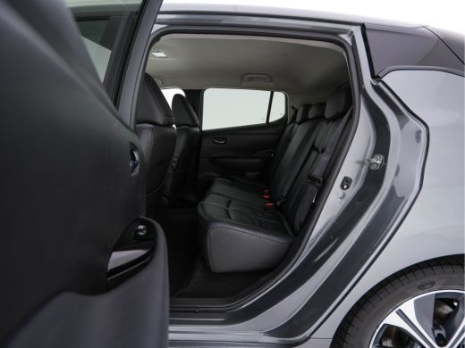 Nissan Leaf 3.Zero Limited Edition 62 kWh {SOH-93%} (INCL-BTW) Aut. *HEATPUMP | LEATHER | FULL-LED | DIGI-COC... ActivLease financial lease