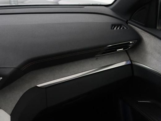 Peugeot 3008 1.6 HYbrid 225 GT Line | Stoelverwarming | Adaptive cruise | Alcantara | Camera | Carplay | 19'' ... ActivLease financial lease
