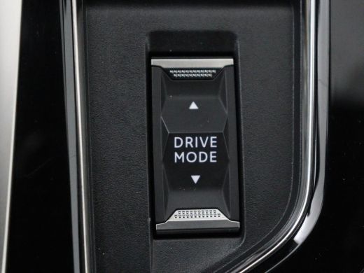 Peugeot 3008 1.6 HYbrid 225 GT Line | Stoelverwarming | Adaptive cruise | Alcantara | Camera | Carplay | 19'' ... ActivLease financial lease