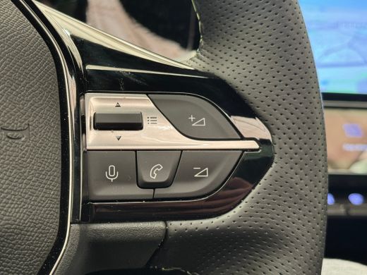 Peugeot 308 SW 1.6 Plug-in Hybrid 195 GT Pano | Focal | Navigatie | 7.4 Lader | Elek. Klep | Camera V+A | Car... ActivLease financial lease