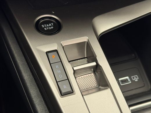 Peugeot 308 SW 1.6 Plug-in Hybrid 195 GT Pano | Focal | Navigatie | 7.4 Lader | Elek. Klep | Camera V+A | Car... ActivLease financial lease