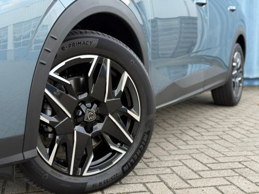 Peugeot 5008 1.2 Hybrid 145 Allure Keyless | Lendensteun | Led | Stoelverwarming | Achteruitrijcamera | Cruise... ActivLease financial lease